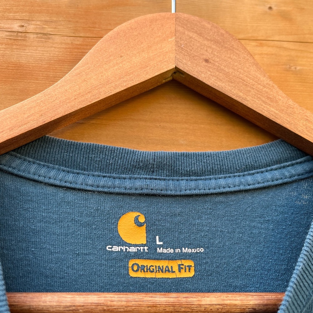 Carhartt T-Shirt - Picture 4 of 5